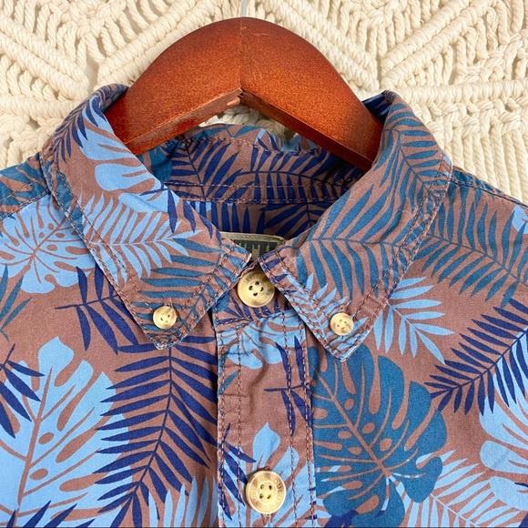 Duluth Trading Co Relaxed Fit Tropical Print Long Sleeve Button Shirt Medium - Picture 3 of 13